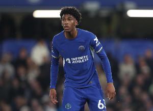 下载开云-19岁104天！阿奇姆彭是切尔西英超首轮第二年轻的先发球员