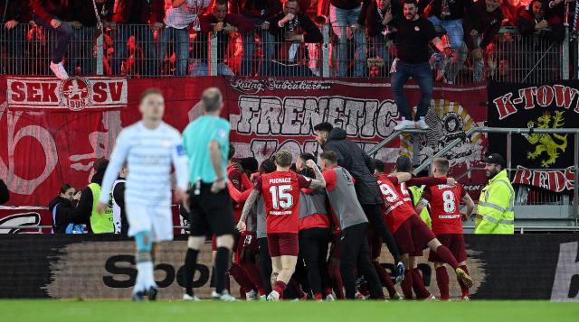 下载开云-红魔驯服大黑马，13年后又有德乙球队进德国杯决赛